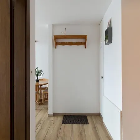 Lovely Private Parking Apartament